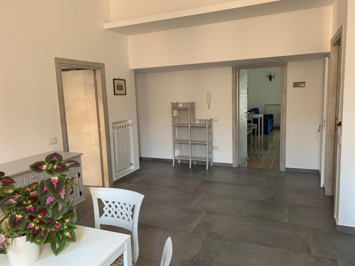 Specchio Di Parthenope B&B Наполи Екстериор снимка