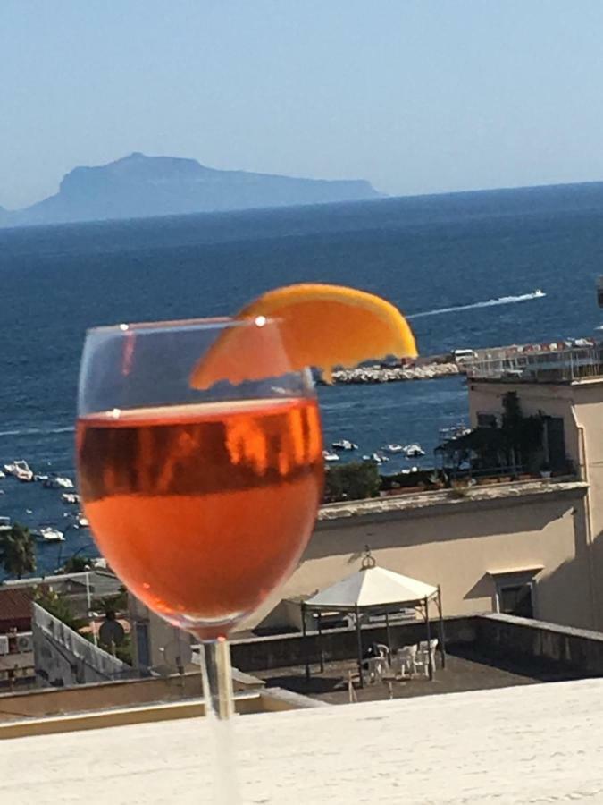Specchio Di Parthenope B&B Наполи Екстериор снимка